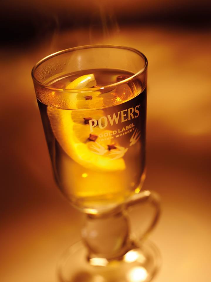 bebidas para se aquecer no inverno: Hot Whiskey