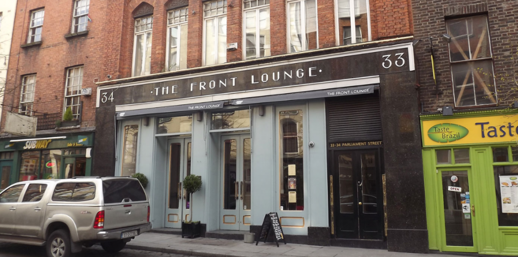 Front Lounge, um dos pubs LGBT em Dublin